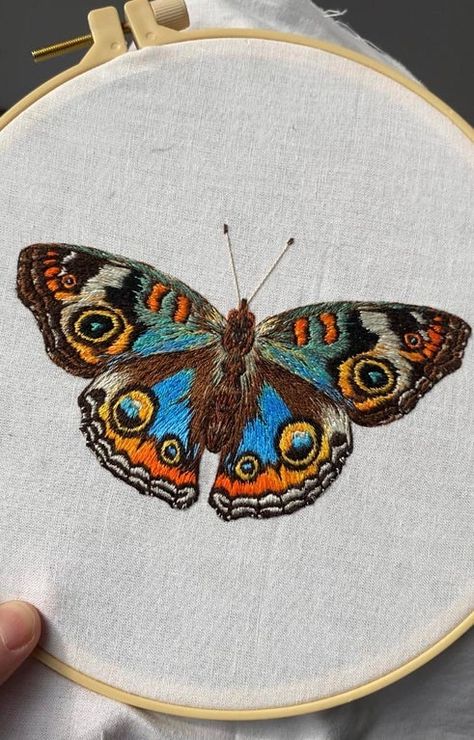 Upon your encouragement, I added antennas ☺️ I am so much happier with it now! Amazing what a difference a small adjustment makes! : Embroidery Textile Art Embroidery, Diy Embroidery Patterns, Embroidered Butterfly, Hand Embroidery Projects, Needlework Embroidery, Butterfly Embroidery, Embroidery On Clothes, Cute Embroidery, 자수 디자인