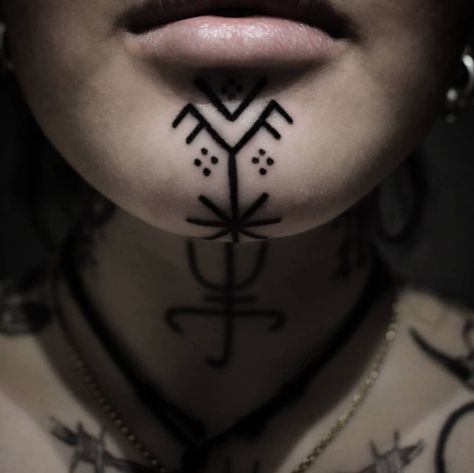 205+ Indian Tattoo Designs (2023) - TattoosBoyGirl Slavic Tattoo, Indian Tattoo Design, Face Tattoos For Women, Native American Tattoo, Native American Tattoos, Handpoke Tattoo, Muster Tattoos, Facial Tattoos, Indian Tattoo