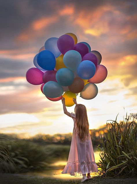 Balloons Photography, Airbrush Art, Colourful Balloons, World Photography, Birthday Pictures, Birthday Photoshoot, Love Images, Children Photography, Land Scape