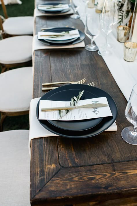 Black wedding decor