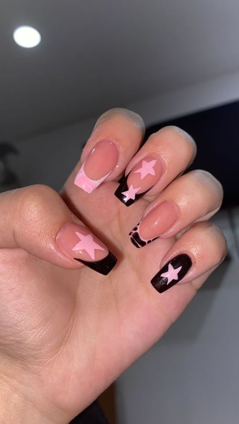 12+ Classy Party Press on Nail Designs | Aesthetic Baddie Press On Nails Solid Color Design Nails, Cute Nails Y2k Short, Yk2 Nails Pink, Yk 2 Nails, Y2k Short Natural Nails, T2k Nails, Uñas 2000s Aesthetic, Nail Yk2, Easy Y2k Nails