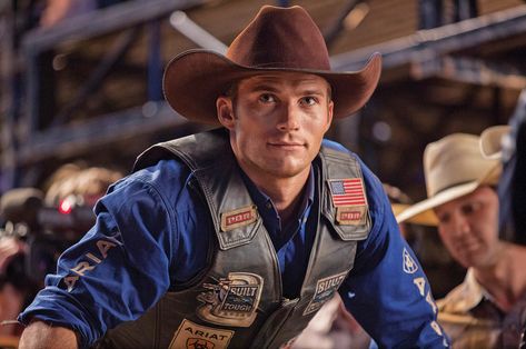 Clint’s son Scott bursts out of the chute in The Longest Ride, the new rodeo romance movie based on the … The Longest Ride Movie, Luke Collins, Nicholas Sparks Movies, Longest Ride, The Longest Ride, Scott Eastwood, Bull Riders, Melissa Benoist