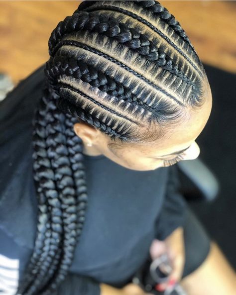 Big And Small Straight Back Cornrows, Big Conrows Lines, Stitches Braids For Black Women, Big All Back Cornrows Hairstyles, Latest Conrows Lines For Black Women, Big Conrows Lines And Braids, Feed In Cornrow Hairstyles, 6 Big Braids, Backline Hairstyle Braids