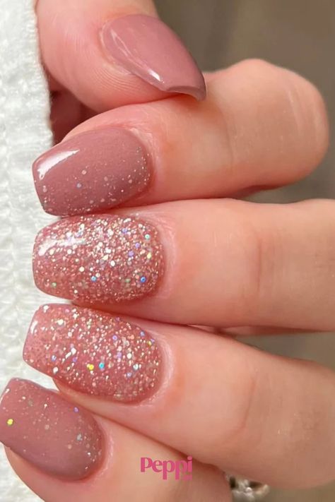 This color is a beautiful dark pink mauve.  #DipPowderNails #DipPowderNailsWithDesigns #DipPowderNailsColorsSummer #DipPowderNailsSummer2024 #DipPowderNailsShort #DipPowderNailsFrench #DipPowderNailsFall Dusty Pink Nail Designs, Rose Gold Powder Dip Nails, Fall Pink Dip Nails, Dusty Rose Nails, Pink Dip Nails, Powder Dip Nails, Pink Dip, Fall Pink, Dip Nails