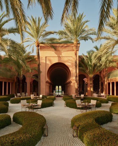 Moorish Architecture Interiors, Moroccan Building, Light Salads, Moroccan Villa, Pool Terrace, Moroccan Architecture, Desert Resort, Moorish Architecture, Red City