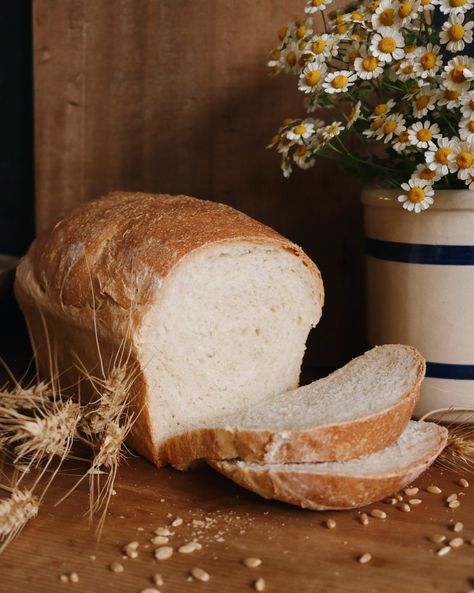 Essen, Sourdough Microbakery, Calico And Twine, Loaf Bread Recipe, Basic Bread Recipe, Sourdough Sandwich Bread, Sourdough Bread Sandwiches, Danish Dough, Sourdough Recipe