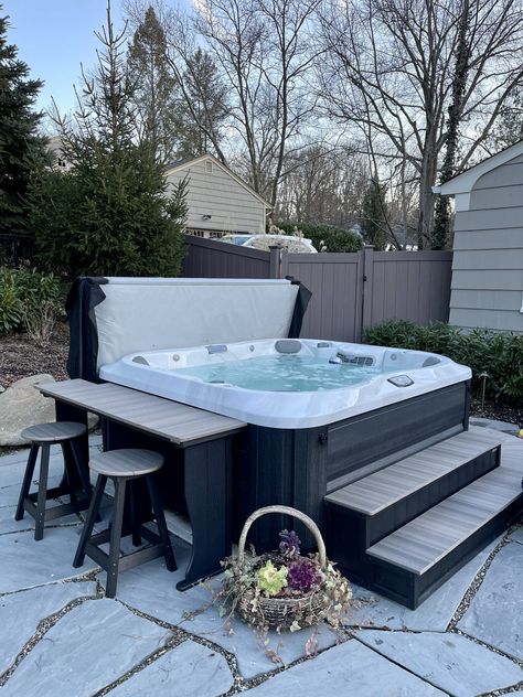 Small Backyard Hot Tub Landscaping, Bar Around Hot Tub, Hot Tub Steps Ideas, Hot Tub Patio Ideas On A Budget, Steps For Hot Tub, Outdoor Hot Tub Area, Hot Tub Ideas Backyard, Hot Tub Decorating, Backyard Hot Tub