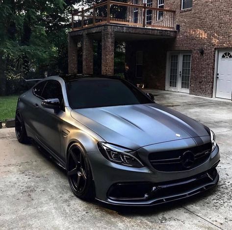 Mercedes Benz Suv, Mercedes Auto, Tmax Yamaha, Dream Cars Mercedes, Lamborghini Veneno, Lux Cars, Pagani Huayra, Car Goals, Mercedes Car