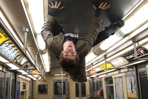 Riding subways Mary Jane Watson Kirsten Dunst, Peter Parker Andrew Garfield, Spiderman 1, Andrew Garfield Spiderman, Garfield Spiderman, Martin Sheen, Spiderman 3, Mary Jane Watson, The Amazing Spider Man