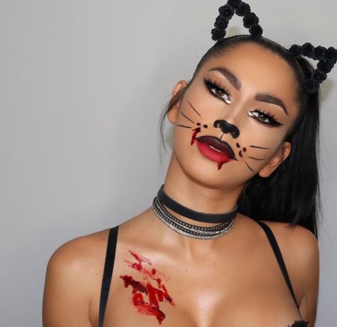 Holloween Makeup Cat, Scary Cat Halloween Makeup, Scary Cat Makeup, Easy Cat Makeup Halloween, Purim Makeup, Fete Emo, Diy Fantasia, Maquillage Halloween Simple, Cat Halloween Makeup