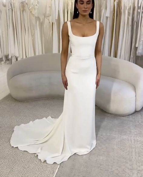 Beckham Wedding, Minimalistic Dress, Alexandra Grecco Bridal, Alexandra Grecco, Chiffon Sleeves, Wedding Vision, All The Right Places, Stretch Crepe, Wedding Dress Inspiration