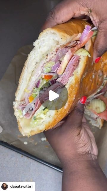 FoodHQ on Instagram: "Grinder Sandwich🥪😎  #instafoodhq  🎥 By: @daeatzwitbri   #sandwich #grindersandwich #viral #lunch #lunchtime #dinnertime #recipe #easyrecipeideas #instafoodhq" Homemade Grinder Sandwich, Grinders Sandwiches, Grinder Sandwich Recipe, Grinder Sandwiches, Dagwood Sandwich, Sandwich Video, Grinder Sandwich, Sandwich Recipe, Sandwich Recipes