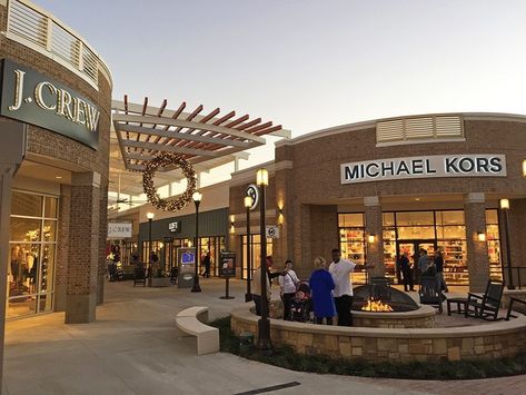 Market Place Design, Southaven Mississippi, Shopping Center Architecture, Tanger Outlets, Mall Facade, Shopping Mall Design, Plaza Design, Shopping Mall Architecture, Retail Facade