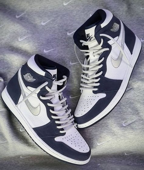 Jordan 1 Outfit, Air Jordan 1 Outfit, Air Force Shoes, Nike Shoes Air Force, Nike Fashion Shoes, Pretty Shoes Sneakers, Jordan Shoes Retro, Shoes Sneakers Jordans, Shoes Sneakers Nike