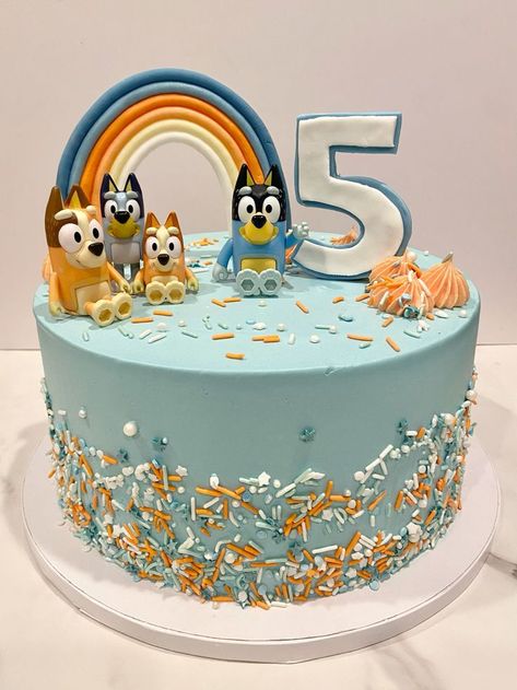 Bluey Birthday Cake 3 Half And Half Birthday Cake Ideas, Bluey Camping Cake, Bluey Cake 2nd Birthday, Bluey Bingo Birthday Party Cake, Sonic Sheet Cake Ideas, Easy Bluey Cake Ideas, Bluey Cake Birthday, Bluey Cake And Cupcakes, Bluey Cake Buttercream