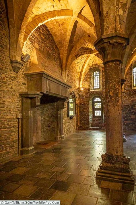 Castle Armory Room, Medieval Castles Interior, Ancient Castle Interior, Stone Castle Interior, Old Castle Interior, Gothic Castle Interior, Castle House Interior, Castle Hallway, Medieval Castle Interior