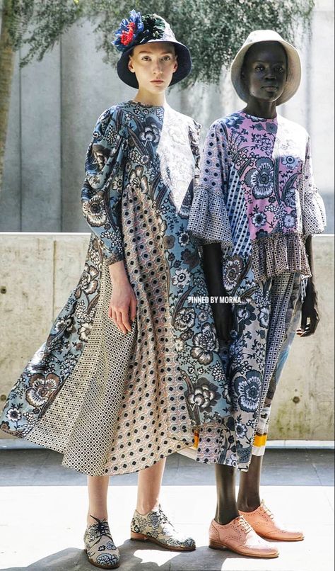 Biyan Fashion, Biyan Wanaatmadja, Urban Chic Fashion, Ladies Blouse Designs, Batik Fashion, Muslim Fashion Dress, Hijab Fashion Inspiration, Batik Dress, Contemporary Outfits