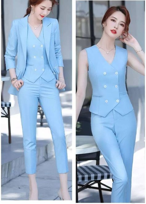 Formal Blazer Outfits, Pant Outfits For Women, Light Grey Suits, Outing Outfit, Stylish Blazer, Ladies Blazer, Woman Suit Fashion, Power Suit, Coat Outfits