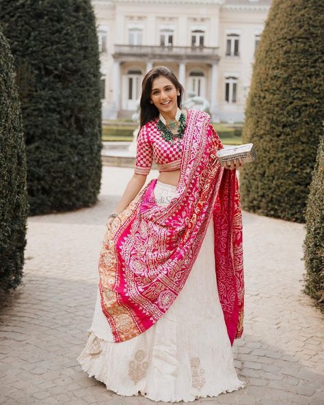 Masoom Minawala, White Lehenga, Indian Outfits Lehenga, Lehenga Designs Simple, Draping Fashion, Half Saree Designs, Choli Designs, Red Lehenga, Indian Dresses Traditional