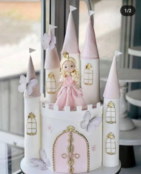 Princess Cakes Ideas Girl Birthday, Fourth Birthday Party Girl Theme, Princess Theme Birthday Cake, Princess Cake Ideas, Princess Party Cake, Pink Princess Birthday, Castle Birthday Cakes, Princess Birthday Party Ideas, Princess First Birthday