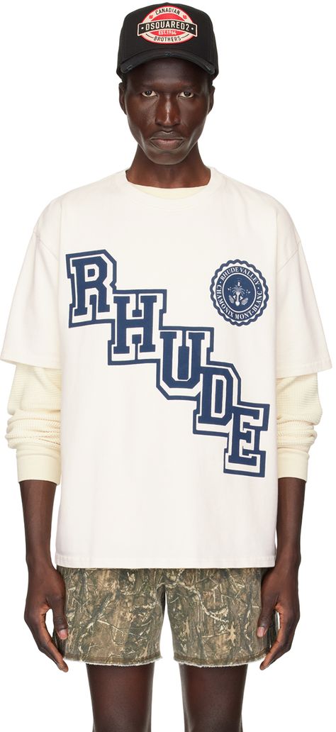 Cotton jersey T-shirt. · Rib knit crewneck · Logo and logo graphic printed at front Supplier color: Vtg white Mens Streetwear Graphic Tees, Vintage Sports Shirt, Rhude T Shirt, Fraternity Merch, Graphics Tshirt, Better Marriage, School Swag, 2025 Trends, Streetwear Tees