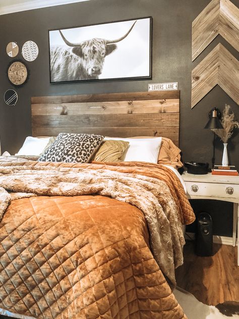 Boho Bedroom. Boho Modern Bedroom. Black Accent Wall. Sante Fe Decor Living Rooms, Western Cabin Bedroom Ideas, Diy Rustic Bedroom Furniture, Rust Bedding Black Wall, Black Tan And Rust Bedroom, Ranch Bedroom Aesthetic, Bull Pictures Decor Bedroom, Western Bedroom With Black Wall, Farmhouse Bedroom With Black Wall