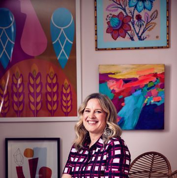 Interior Designer Sophie Robinson photographed for House Beautiful Magazine by Alun Callender Sophie Robinson Interiors, Colour Pop Interior, Sophie Robinson, House Beautiful Magazine, Best Paint, Childrens Playroom, Best Paint Colors, Blue Backdrops, Space Pictures