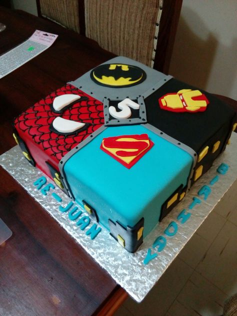 5th birthday marvel hero cake Cake Designs Superhero, Super Hero Sheet Cake, Superhero Sheet Cake, Superhero 4 Cake, Superhero Birthday Cake Homemade, Chocolate Superhero Cake, Ironman Cake, Birthday Favors Kids, Avengers Theme