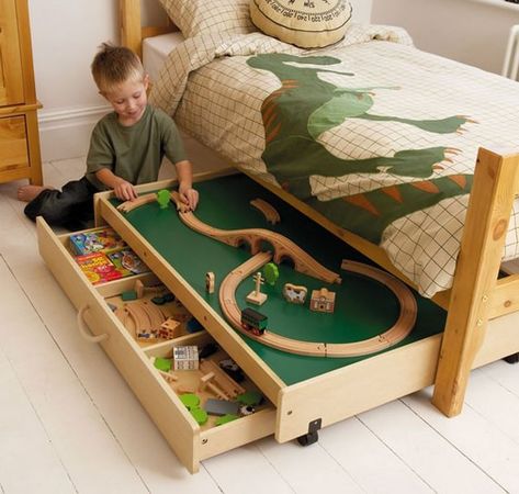 under bed train table Storage Children, Toy Storage Solutions, Storage Table, Lego Storage, Play Table, Table Diy, Big Boy Room, Boys Bedrooms, Train Set