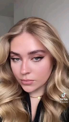 Pin on Ślub - makijaż Official Makeup Look, Low Brow Bone Makeup, Pretty Simple Makeup Looks, Makeup Tutorial For Eyes, Makeup Looks Tutorial Eye, Makeup That Makes Brown Eyes Pop, Make Up For Pictures, Make Up Facil, Neutral Makeup For Green Eyes