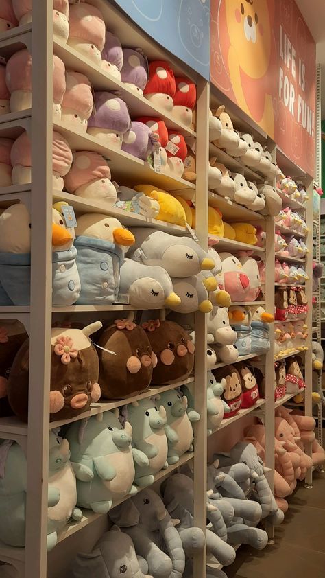 Miniso Stuff Toys, Miniso Aesthetic, Miniso Plushies, Teddy Bear Shop, Shopping Pictures, Cool Room Designs, Blue Sky Clouds, Teddy Bear Pictures, Cute Panda Wallpaper