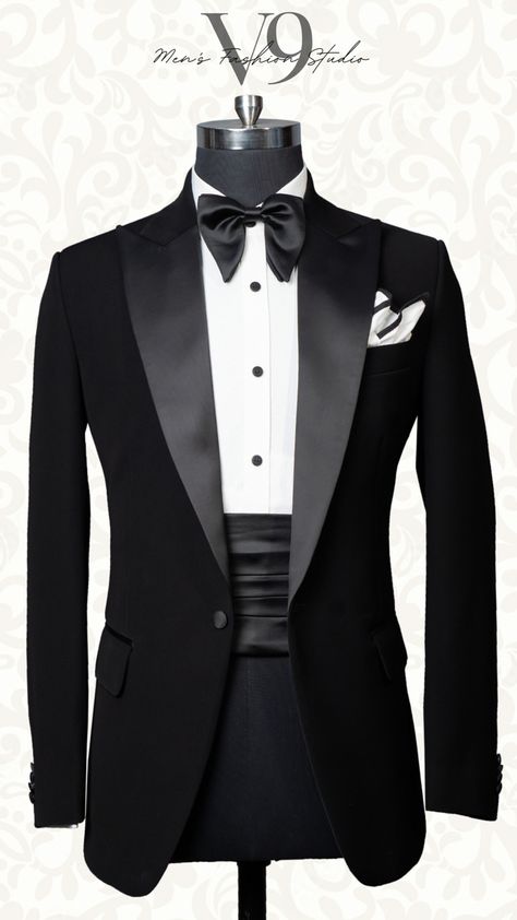 Men's Tuxedo Wedding, Wedding Suits Men Black, Indian Wedding Suits Men, Indian Wedding Clothes For Men, Best Wedding Suits, White Wedding Suit, Wedding Kurta For Men, Groom Dress Men, Wedding Tux