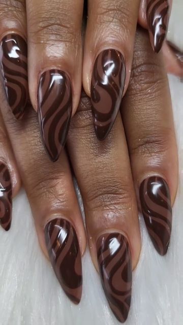 Short Square Cat Eye Nails, Cateye French Tip, Winter Cat Eye Nails, Square Cat Eye Nails, Tigers Eye Nails, Brown Aura Nails, Cats Eye Nails Design, Brown Aura, Brown Nail Art