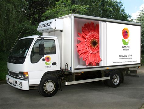 Truck Advertising Design, Truck Design Graphics, Truck Design Ideas, Bus Branding, Truck Branding, Truck Wrap, Truck Graphics, Vehicle Signage, Car Food