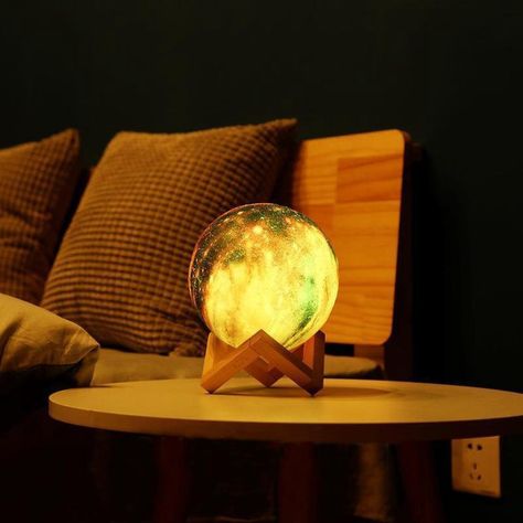 While you dream on in outer space, the night light is taking care of mother earth – odorless, non-toxic and environmentally friendly. The perfect gift for family and friends of all ages, share this unique gift with your loved ones and enjoy the experience together. Sensor Night Lights, Moon Lamp, Touch Lamp, Creative Home Decor, Night Painting, Dim Lighting, Unique Lamps, Night Lamps, Bedside Lamp