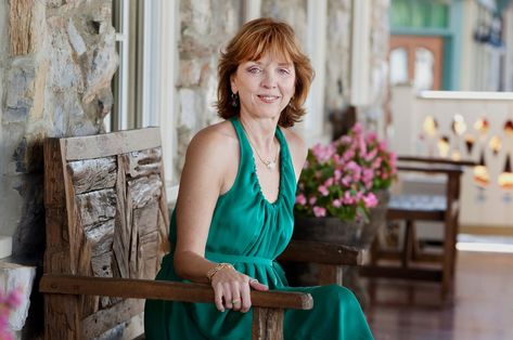 The Critics Scoffed. Nora Roberts Just Kept Writing. - The New York Times Obsessed Girlfriend, Nora Roberts Books, Writing Romance Novels, Romantic Fiction, Romance Fiction, Nora Roberts, Famous Books, Favorite Authors, Romance Novels