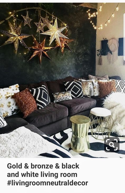 Dark Boho Christmas, Dark Boho Living Room, Camper Interior Design, Boho Living Room Ideas, Dark Boho, Western Home, Cozy Room Decor, Boho Christmas, Boho Living