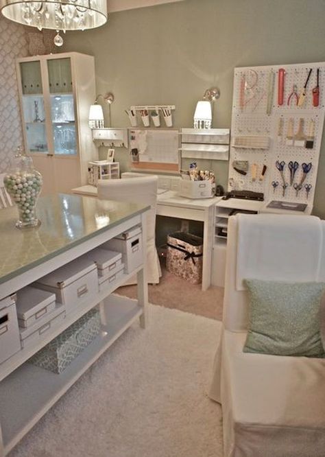 13 Amazing Craft Makeover's! Home Office Traditional, Ikea 2015, Vanity Diy, Traditional Home Office, Table Vanity, Dream Craft Room, Craft Room Design, Scrapbook Room, Office Crafts