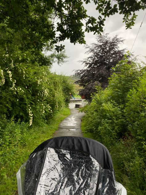 Walking With Stroller Aesthetic, Stroller Walk Aesthetic, Walks With Baby, Stroller Walk, Nature Outfits, Vision 2024, Vision Board Photos, Country Walk, Jogging Stroller