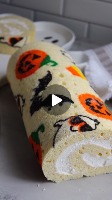 Maddison Koutrouba on Instagram: "Halloween Swiss Roll thanks to @michaelsstores 👻 Find the full recipe for my Designed Swiss Rolls on my website link in bio! 🤎 #makeitwithmichaels" Cake Rolls Design, Pumpkin Roll Design, Swiss Roll Design, Halloween Jelly Roll Cake, Halloween Cake Roll Recipes, Pumpkin Roll Decorated, Swiss Roll Halloween, Halloween Swiss Roll, Halloween Rolls