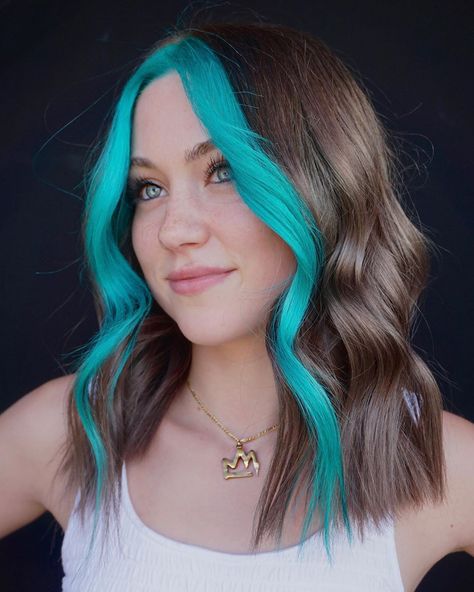 Alaina Morse on Instagram: “Fairly certain there isn’t anything this babe can’t pull off!! Converted from platinum to her natural - but had to keep that money piece 💙…” Brown Hair Colorful Money Piece, Different Color Money Piece Hair, Mint Green Money Piece Hair, Aqua Money Piece Hair, Brown Hair With Green Money Piece, Color Money Piece Hair Blonde, Colourful Money Piece Hair, Hair Dye Front Strands Only, Hair Dye Money Piece