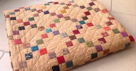 A blog about fabric, quilting, patchwork, sewing, embroidery, quilt shows Easy Quilt Patterns Free, Block Quilt Ideas, Irish Chain Quilt Pattern, Irish Quilt, Embroidery Quilt, Patchwork Sewing, Irish Chain Quilt, 9 Patch Quilt, Quilting Patchwork