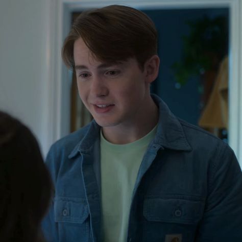 Nick Nelson Season 2, Nick Nelson Pfp, Kit Connor Icons, Ariana Makeup, Kit Connor Heartstopper, Heartstopper S2, Heartstopper Aesthetic, Heartstopper Season 2, Kit Conner