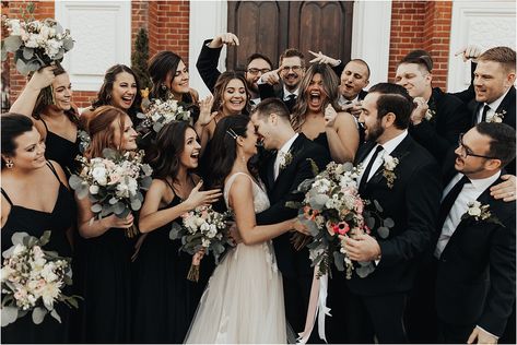 Classic Bridal Party, Bridal Party Photos Group Shots, Wedding Bridal Party Photos, Wedding Group Photos, Wedding Party Poses, Bridal Party Poses, Bridal Parties Pictures, Cincinnati Wedding, Wedding Picture Poses