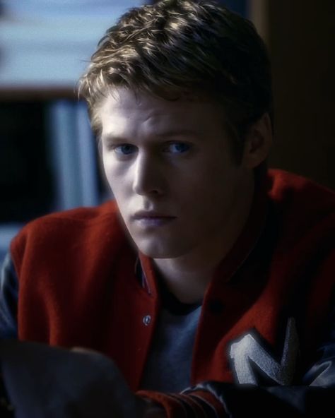 Matt Donovan Icons, Matt Vampire Diaries, Matt Donovan, Tvd Dr, White Guys, Damon Salvatore, Face Claims, Vampire Diaries, Favorite Character