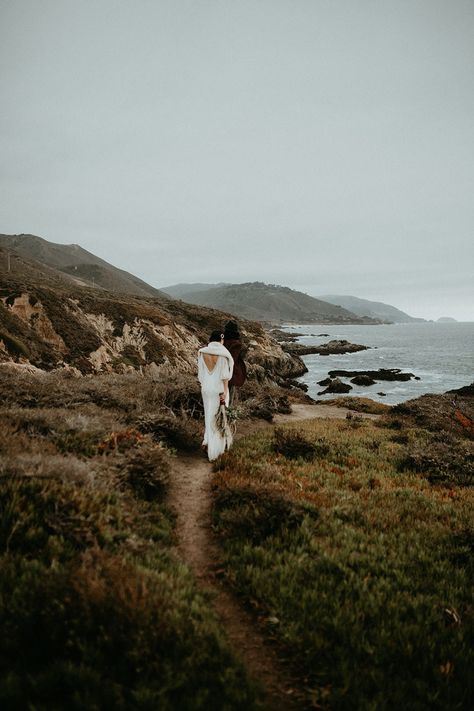 Beach Wedding Photos, Beach Wedding Venues California, Big Sur Wedding Venues, Ventana Big Sur, Carmel Weddings, Airbnb Wedding, Wedding Rentals Decor, Big Sur Wedding, Wedding Venues Beach