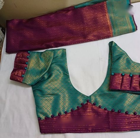 Princess Cut Blouse Design Style, Boat Neck Blouse Designs Latest For Silk Saree, Green Saree Blouse Combination, Simple Blouse Pattern Indian, Kathpadar Blouse Design Back Neck, Simple Silk Blouse Designs, Simple Back Designs For Blouse Saree, Banarsi Blouse Design Latest, Patch Work Blouse Designs Silk