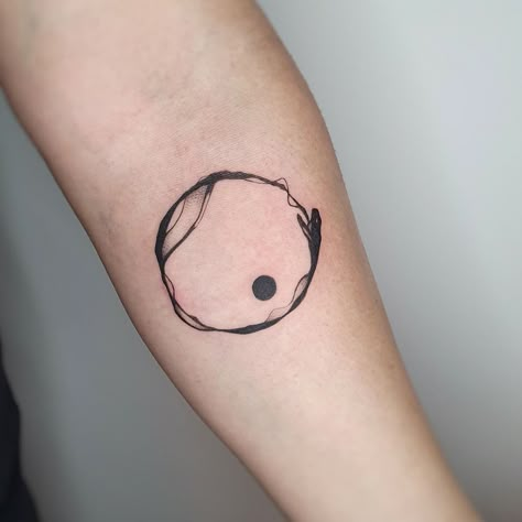 Tattoos Trending, Circular Tattoo, Ouroboros Tattoo, Symbolism Meaning, Circle Tattoos, Circle Tattoo, Palm Tattoos, Greek Tattoos, Trending Ideas