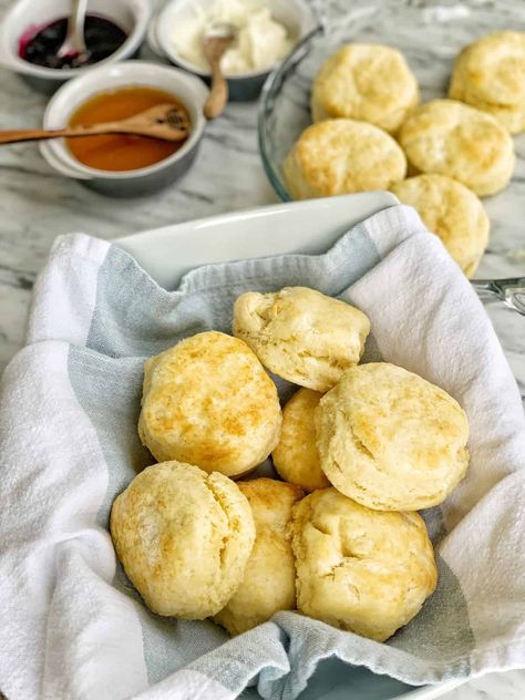 Old-Fashioned Biscuits Old Fashioned Cookies, 2 Ingredient Biscuits, The Food Nanny, Quick Biscuits, Best Biscuits And Gravy, Kamut Flour, Homemade Biscuit, Flaky Biscuits, Bread Ingredients