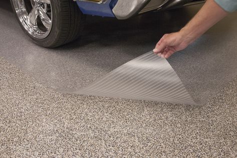 Martial Arts Mats, Epoxy Garage Floor Coating, Floor Vinyl, Garage Boden, Garage Floor Coatings, Garage Floor Tiles, Garage Floor Epoxy, Painted Floor, Low Pile Carpet